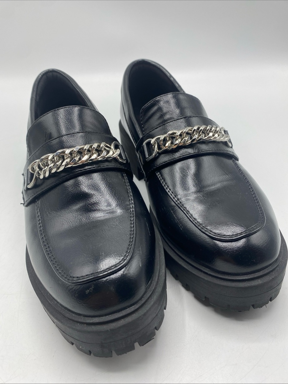 Yetier Black Platform Loafers Chunky Lug Sole Women's 7 Chain Detail Grunge